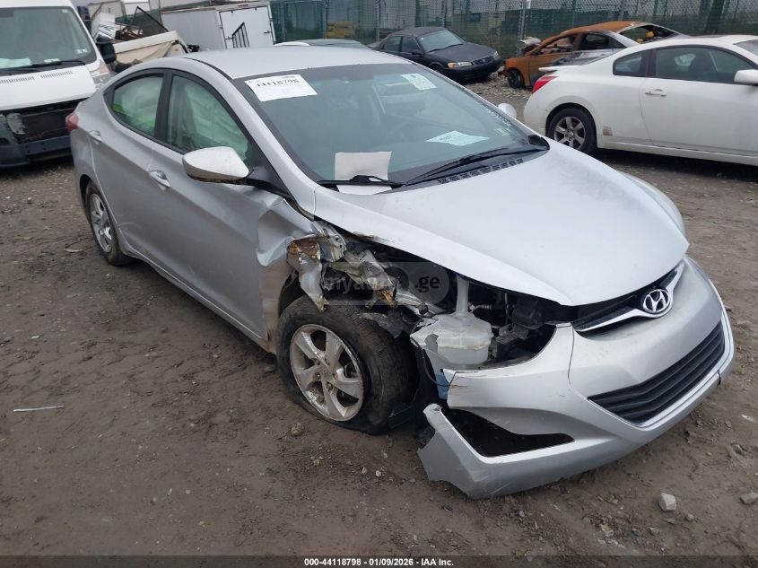 Hyundai Elantra 2015 — photo 2