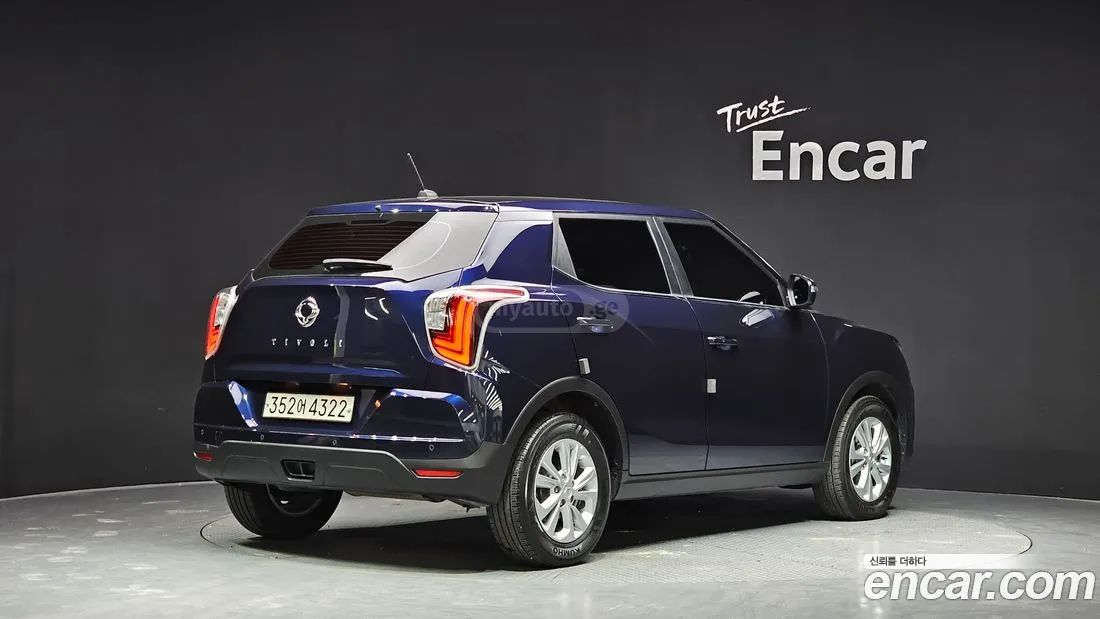 Ssangyong Tivoli 2021 — photo 2
