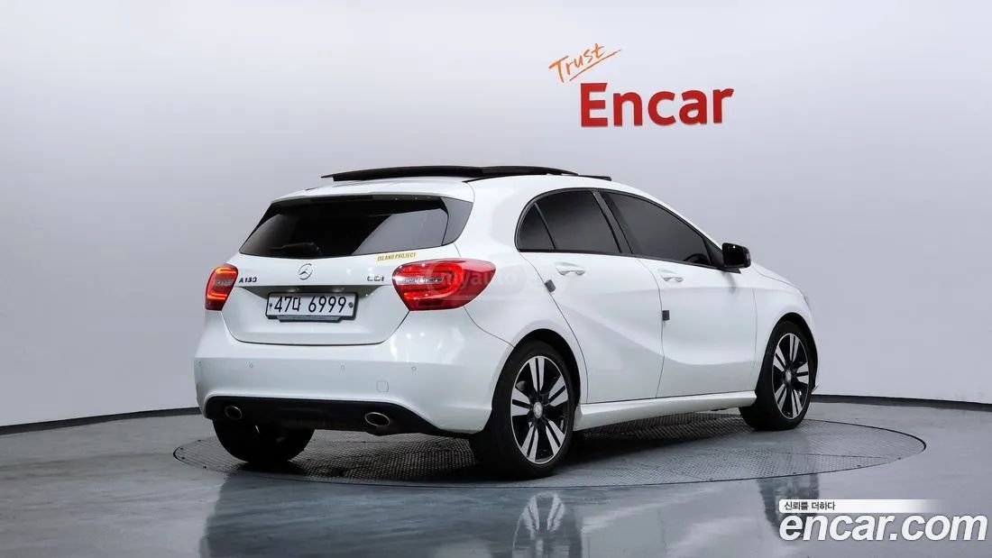 Mercedes-Benz A 45 AMG 2015 — photo 2