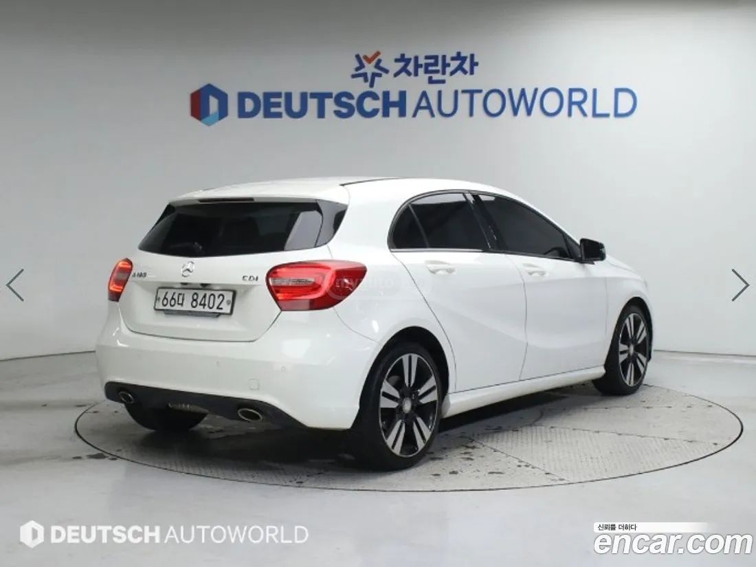 Mercedes-Benz A 45 AMG 2015 — photo 2