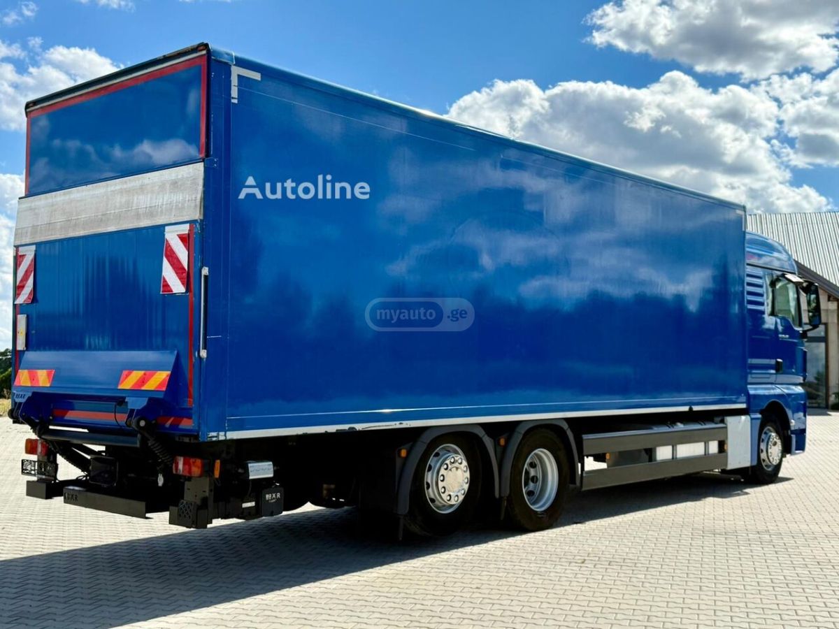 Isuzu TGX 2018 — photo 2