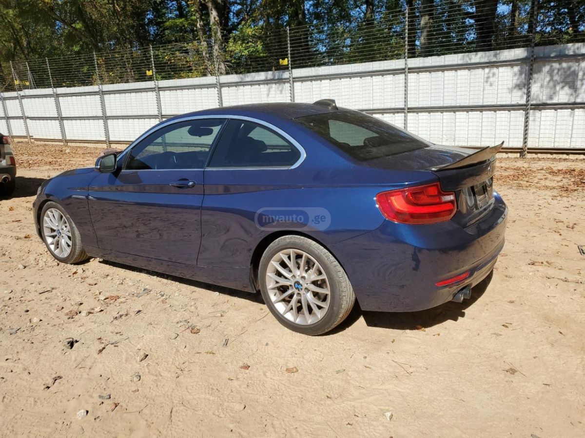 BMW 228 2016 — photo 2