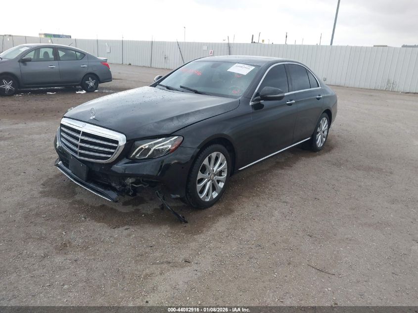 Mercedes-Benz E 300 2017 — photo 2