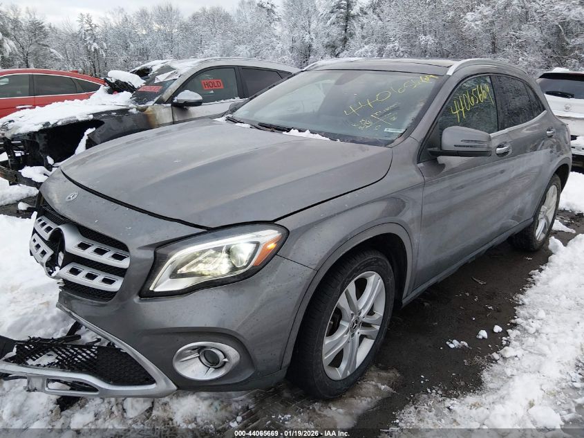 Mercedes-Benz A 250 2020 — photo 2