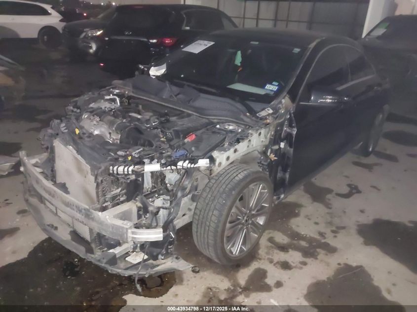Mercedes-Benz A 250 2018 — photo 2