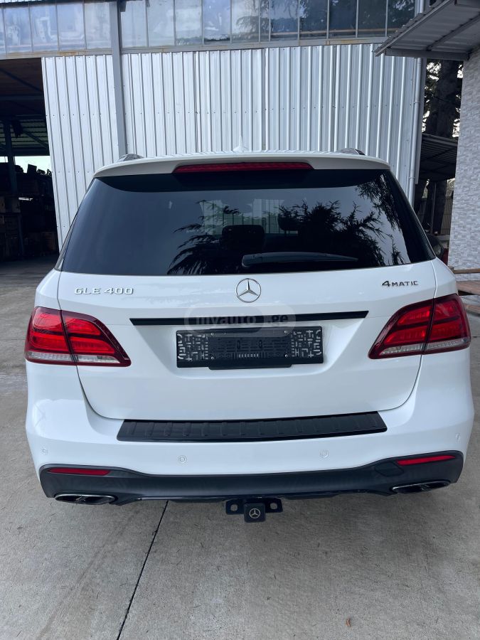 Mercedes-Benz GLE 400 2018 — photo 2