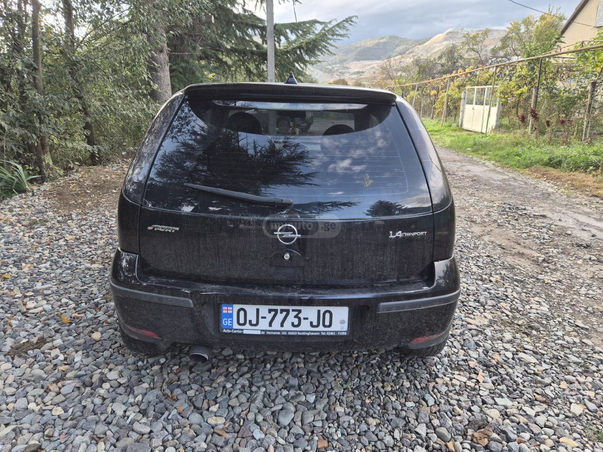 Opel Corsa 2005 — photo 2