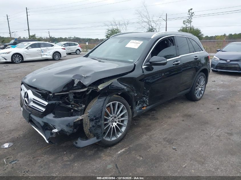 Mercedes-Benz C 300 2018 — photo 2