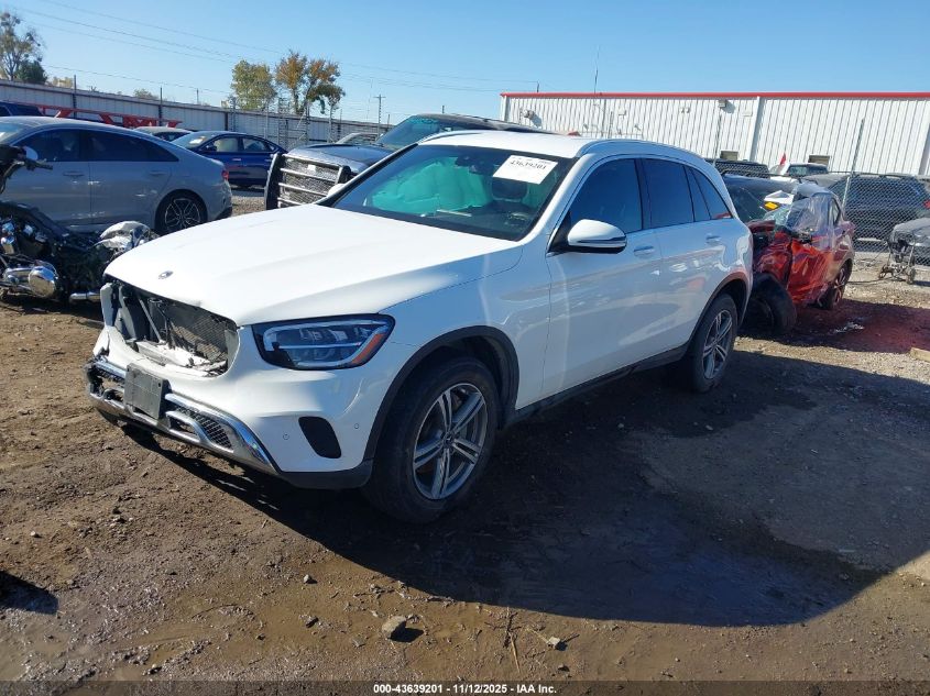 Mercedes-Benz C 300 2021 — photo 2