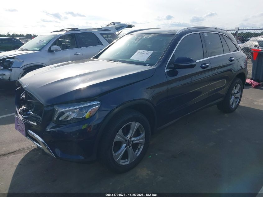 Mercedes-Benz C 300 2017 — photo 2
