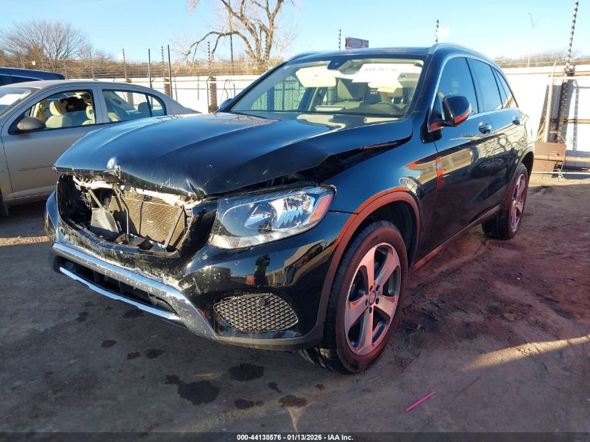 Mercedes-Benz GLC 300 2016 — photo 2