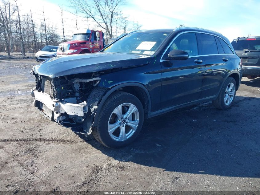 Mercedes-Benz C 300 2018 — photo 2