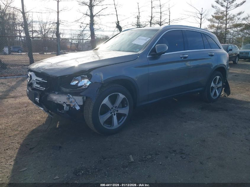 Mercedes-Benz C 300 2019 — photo 2