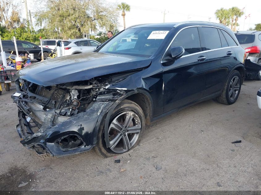 Mercedes-Benz C 300 2019 — photo 2