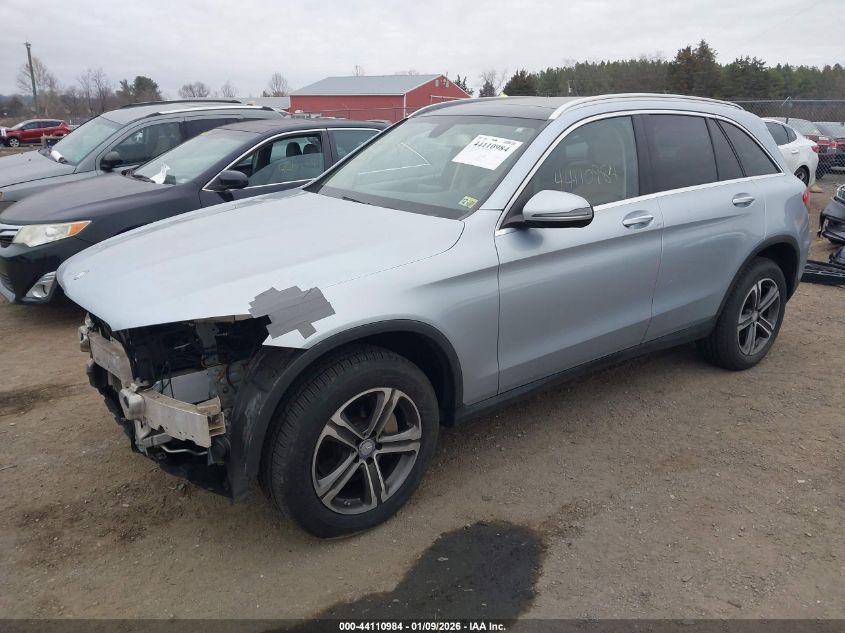 Mercedes-Benz C 300 2016 — photo 2