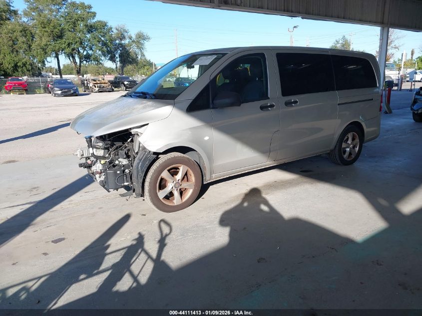 Mercedes-Benz Metris Passenger Van 2016 — photo 2