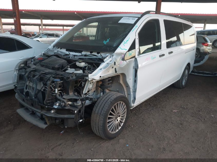 Mercedes-Benz Metris Passenger Van 2023 — photo 2