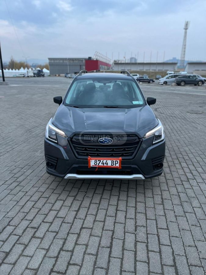 Subaru Forester 2022 — photo 2