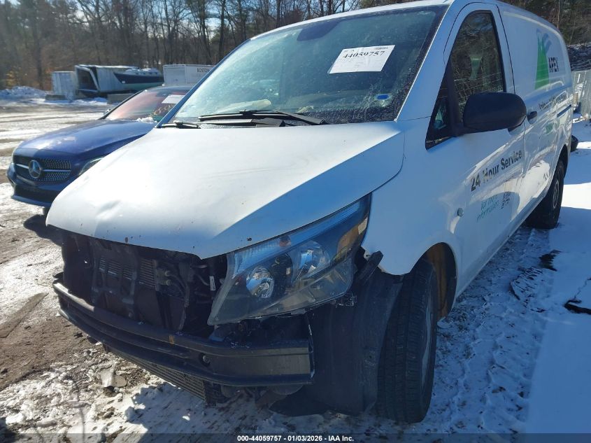 Mercedes-Benz Metris Passenger Van 2017 — photo 2