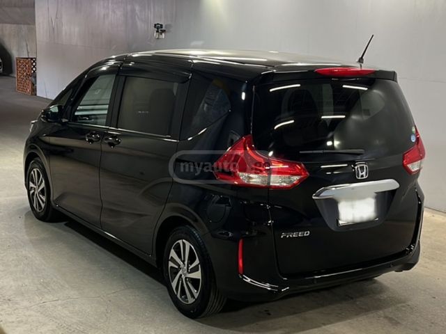 Honda Freed 2021 — photo 2