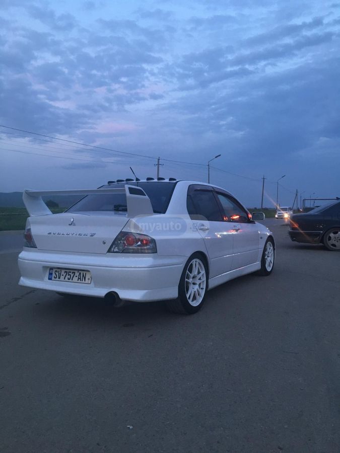 Mitsubishi Lancer 2003 — photo 2