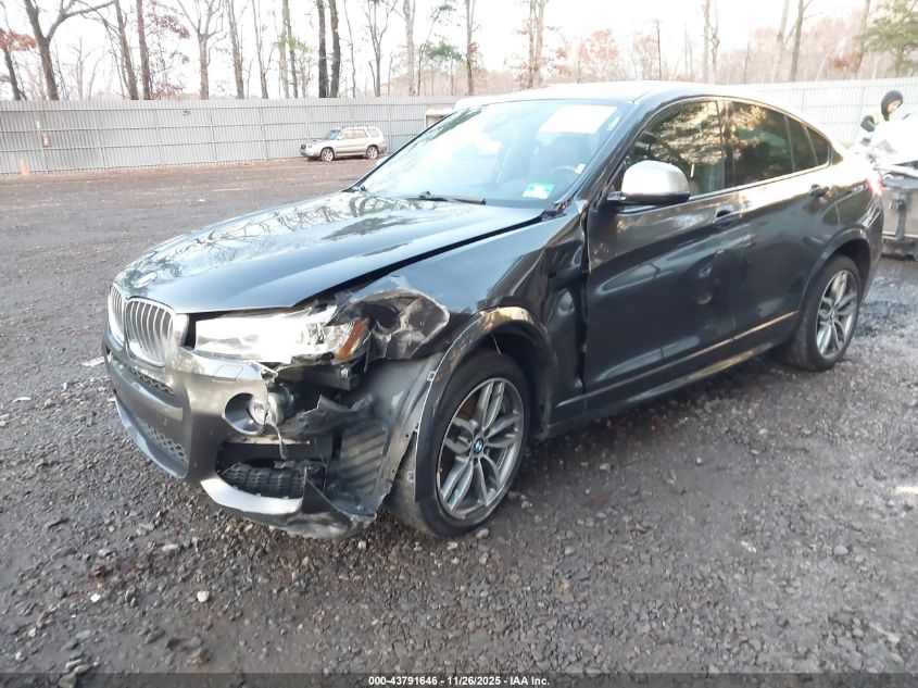 BMW M4 2018 — photo 2