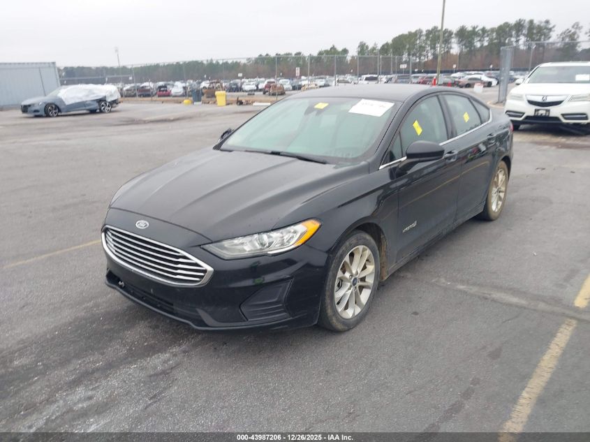 Ford Fusion 2019 — photo 2