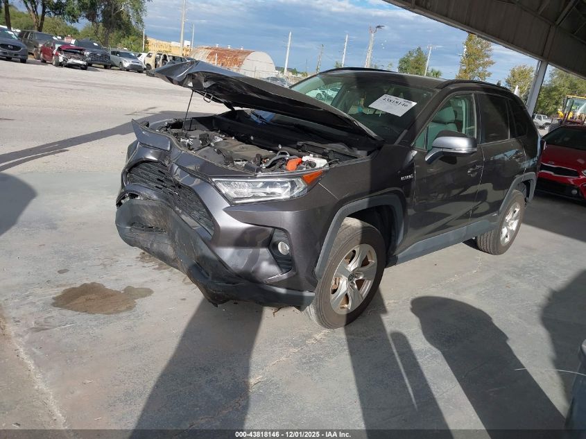 Toyota RAV 4 2021 — photo 2