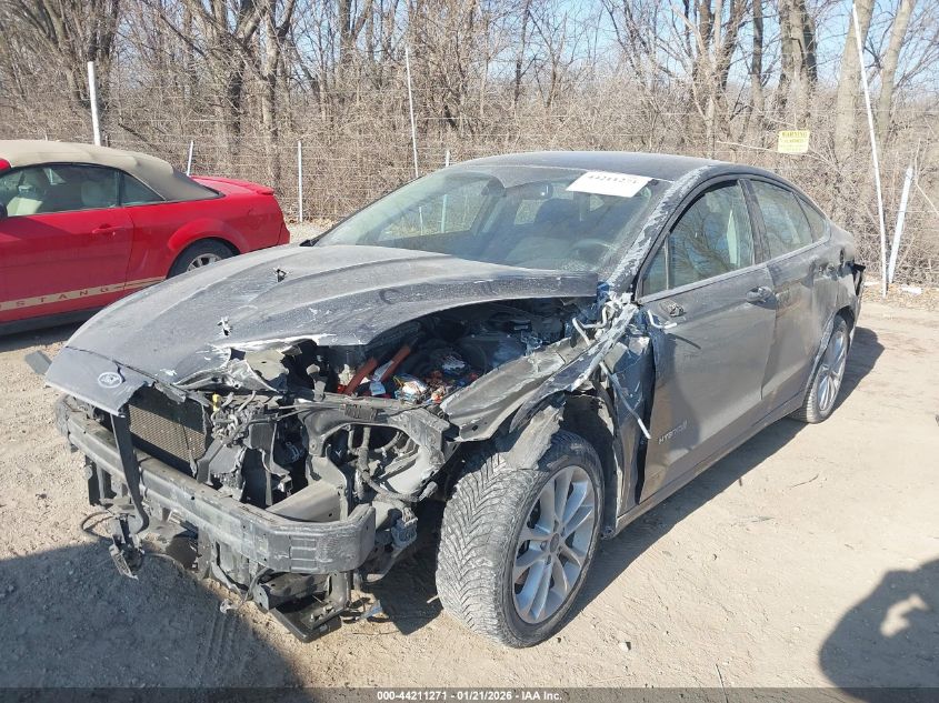 Ford Fusion 2019 — photo 2