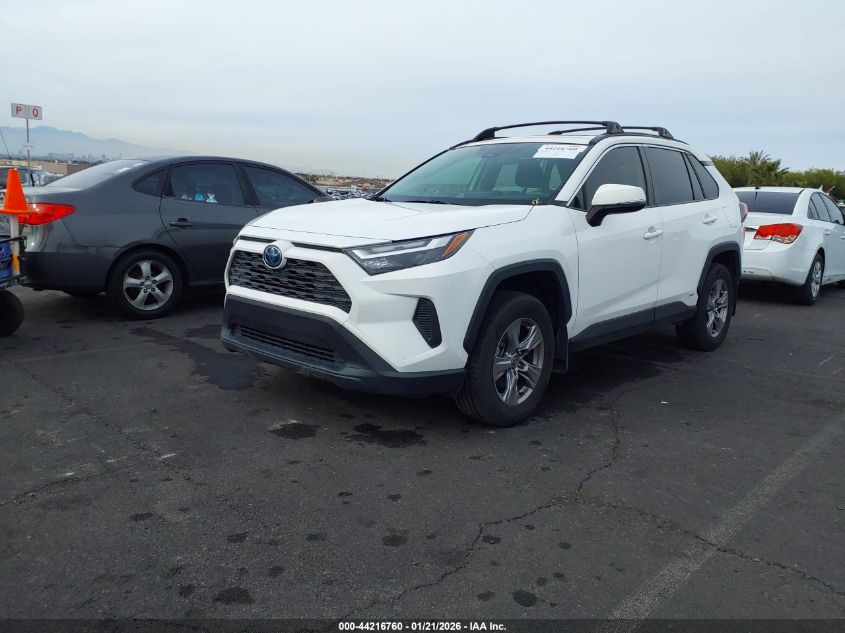 Toyota RAV4 2022 — photo 2