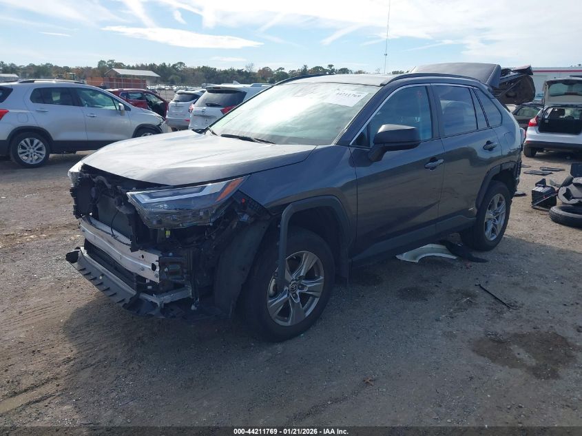 Toyota RAV 4 2024 — photo 2