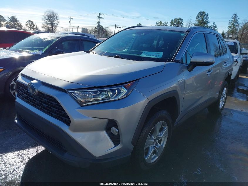 Toyota RAV 4 2021 — photo 2