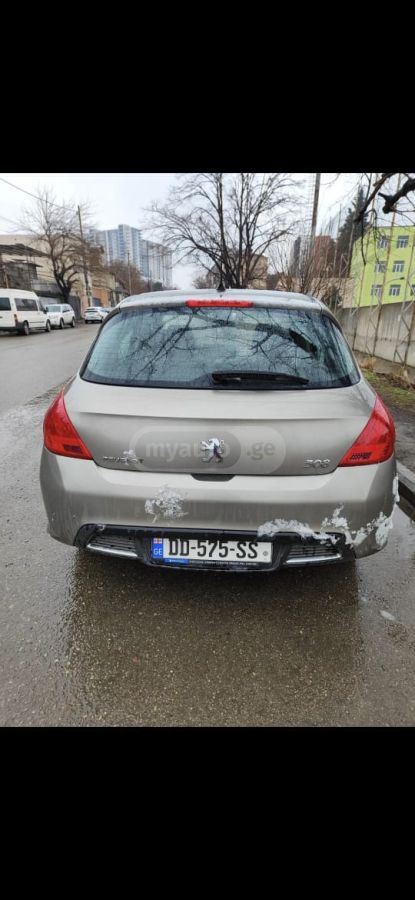 Peugeot 308 2010 — photo 2