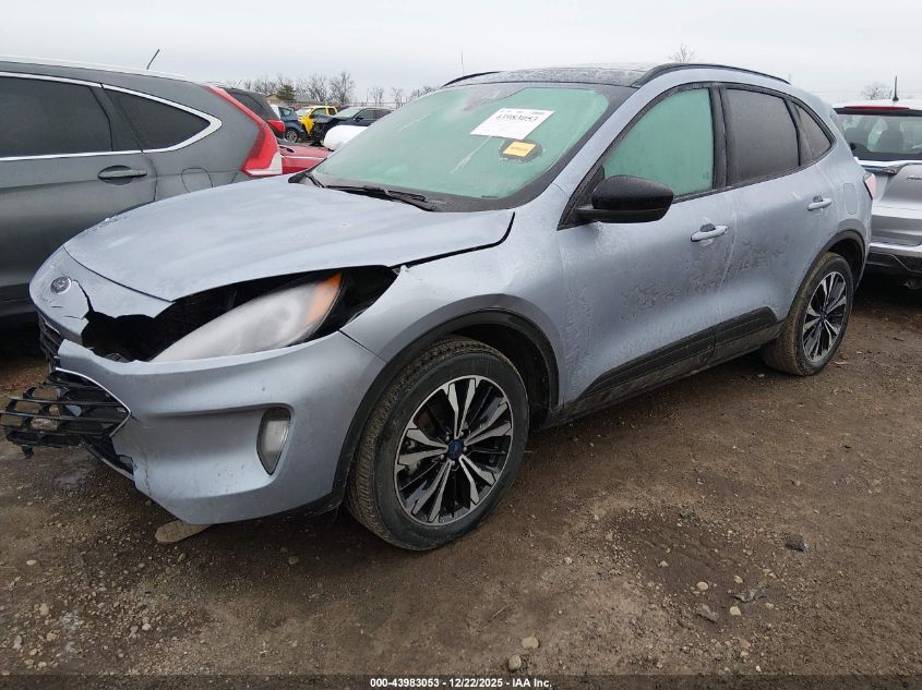 Ford Escape 2022 — photo 2
