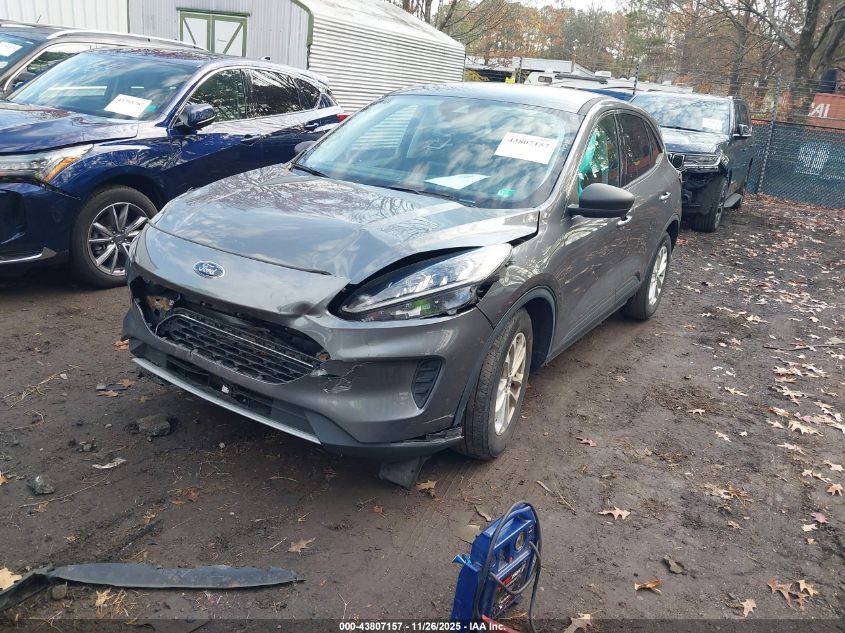 Ford Escape 2022 — photo 2