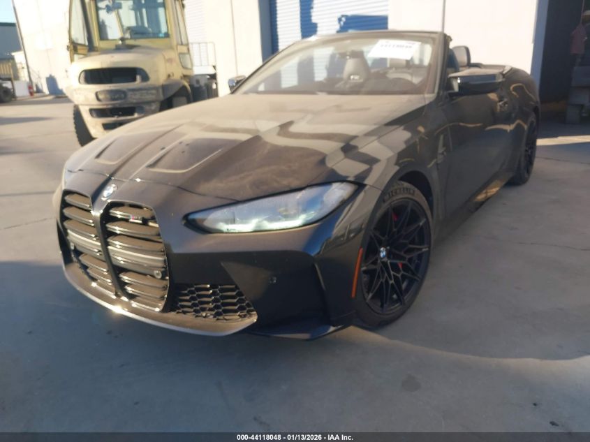 BMW M4 2022 — photo 2