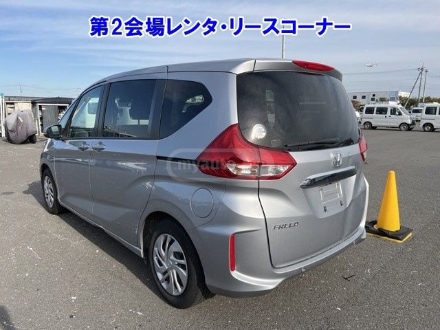 Honda Freed 2021 — photo 2