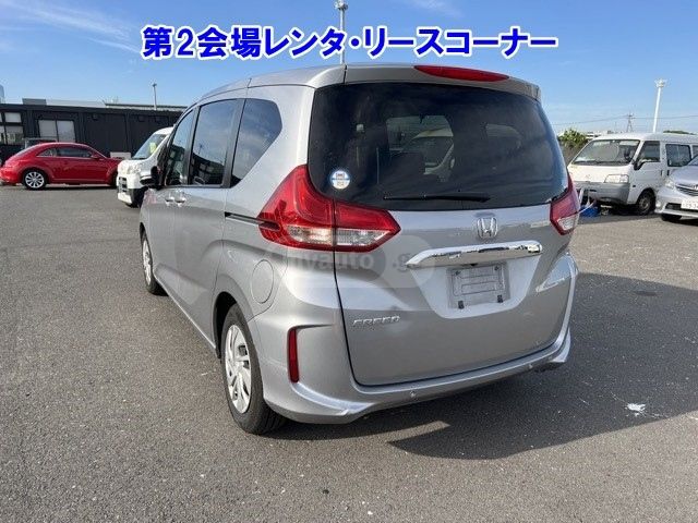 Honda Freed 2021 — photo 2
