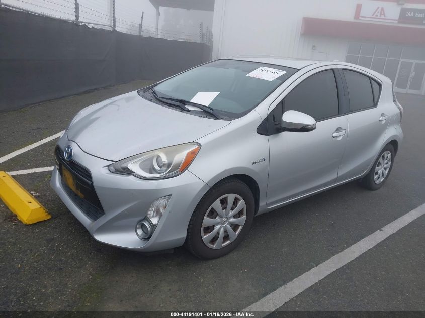 Toyota Prius 2015 — photo 2
