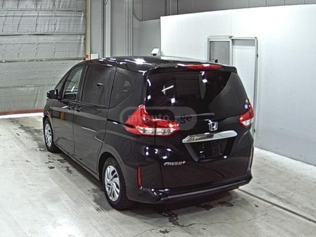 Honda Freed 2021 — photo 2