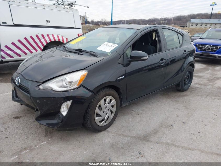 Toyota Prius 2015 — photo 2