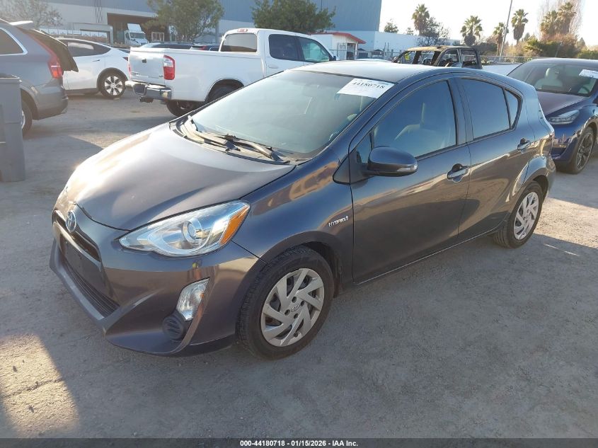Toyota Prius 2015 — photo 2