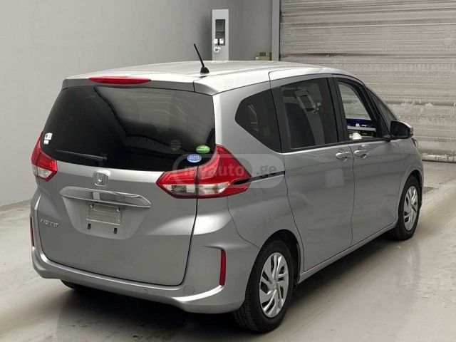 Honda Freed 2020 — photo 2