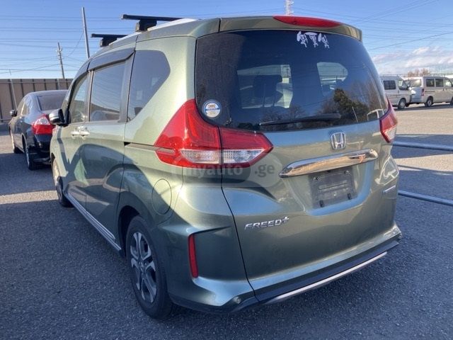 Honda Freed 2020 — photo 2