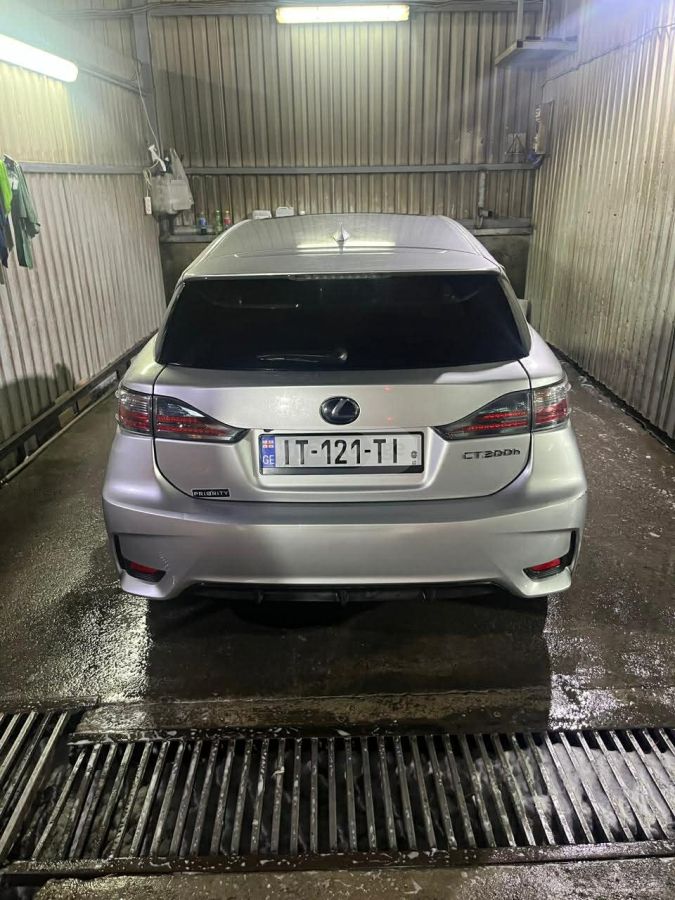Lexus CT 200 h