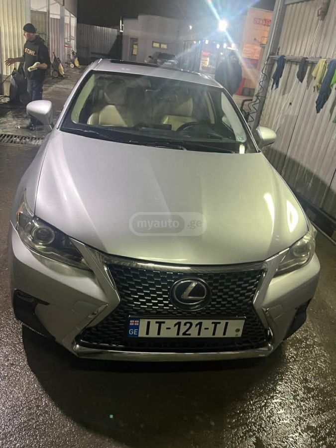 Lexus CT 200 h 2015 — photo 2