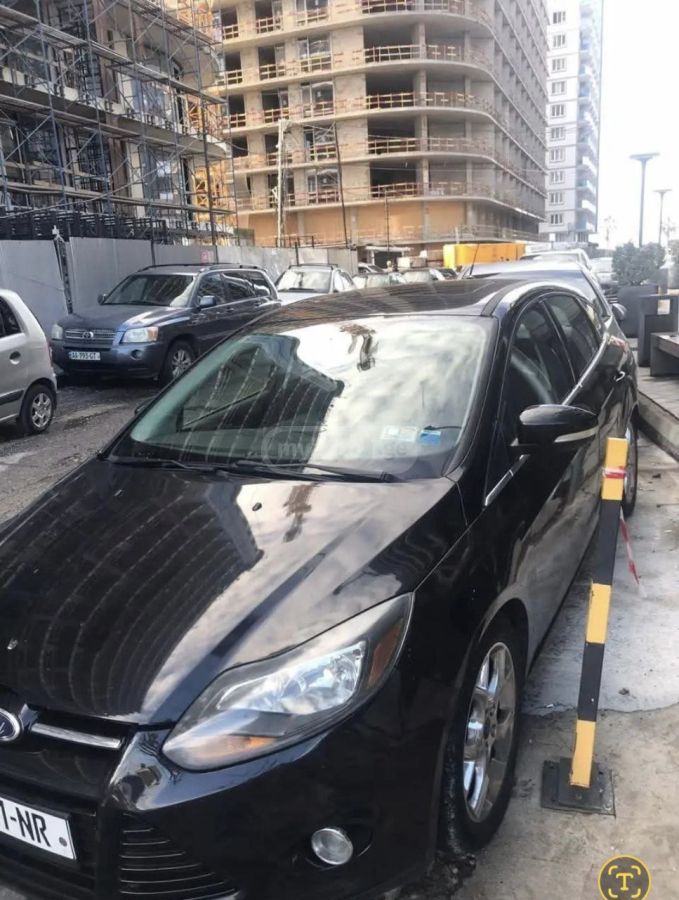 Ford Focus 2014 — photo 2