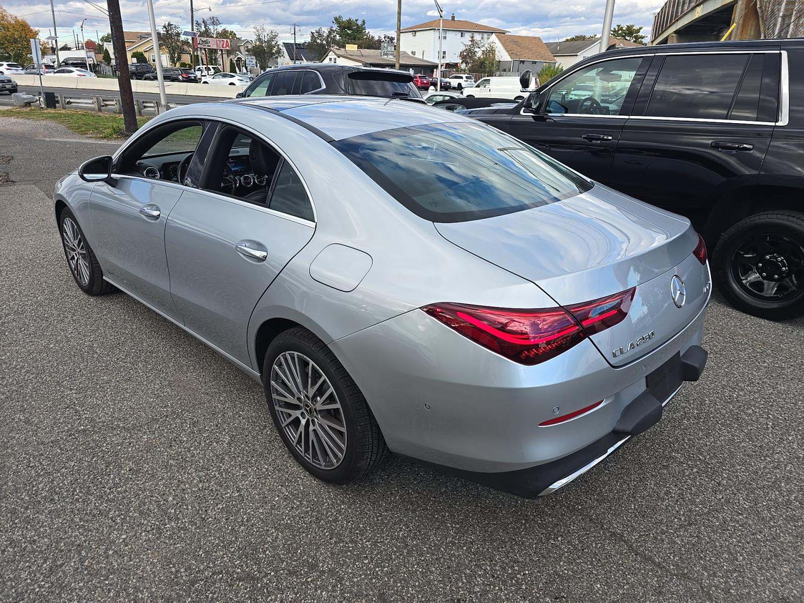 Mercedes-Benz CLA 250 2025 — photo 2