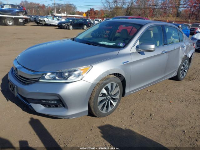 Honda Accord 2017 — photo 2