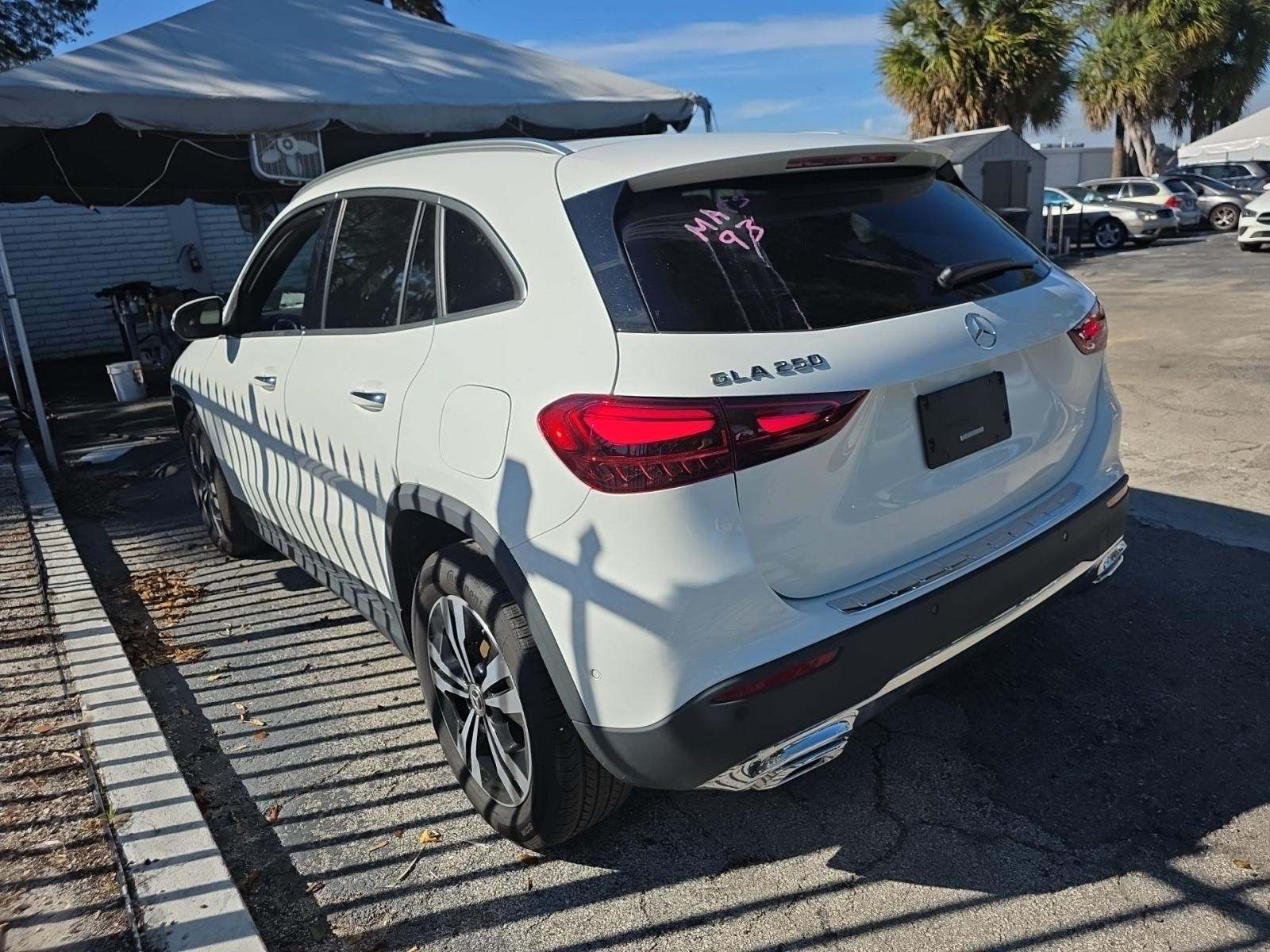 Mercedes-Benz GLA 250 2024 — photo 2